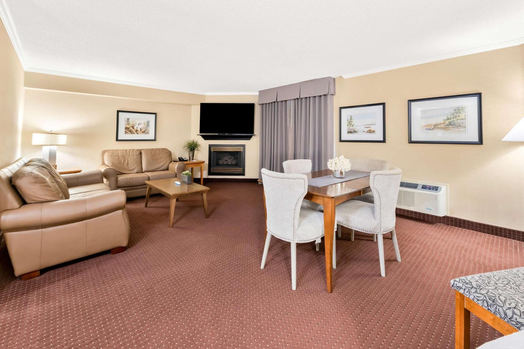 Best Western Plus Norwester Hotel & Conference Centre Тандер-Бей Экстерьер фото