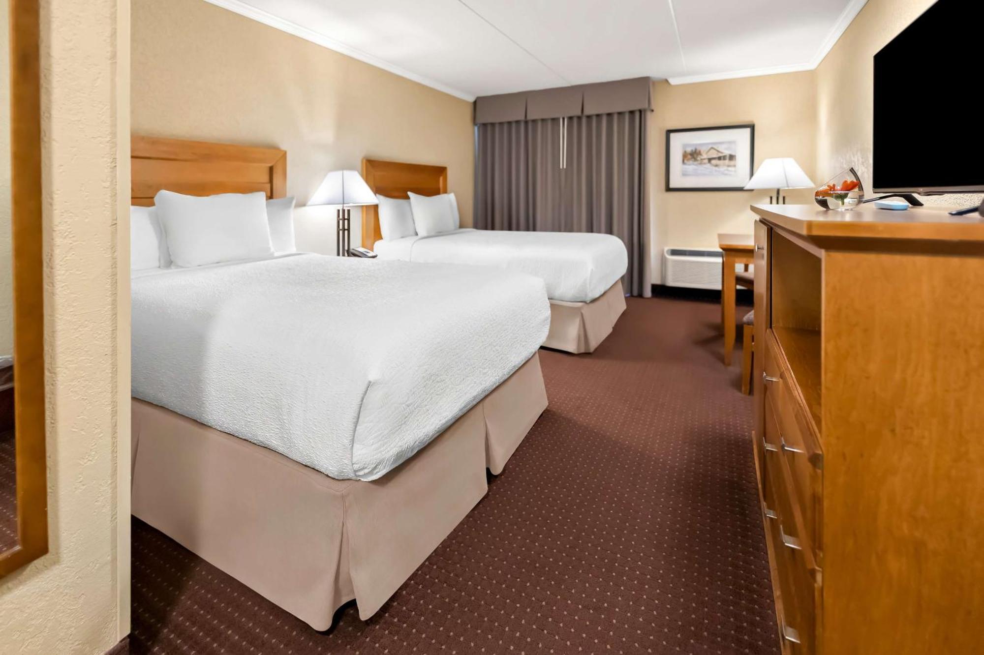 Best Western Plus Norwester Hotel & Conference Centre Тандер-Бей Экстерьер фото